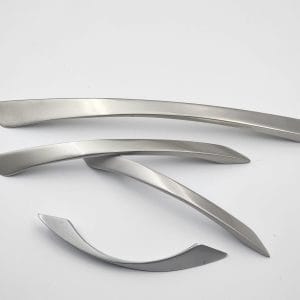 TWIST SATAN CABINET HANDLE